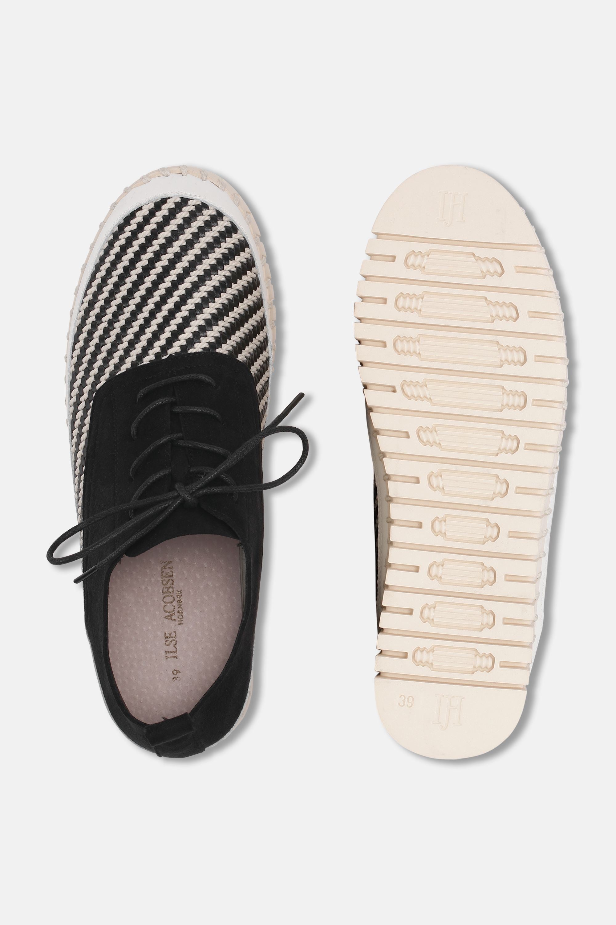 Tulip Skor Med Snörning - Black